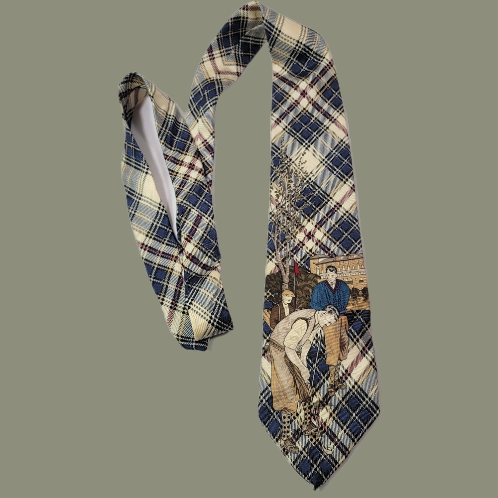JT Beckett Men's 100% Silk Tie Necktie Golf Golfer Scene.  Blue And Beige 68"x4"